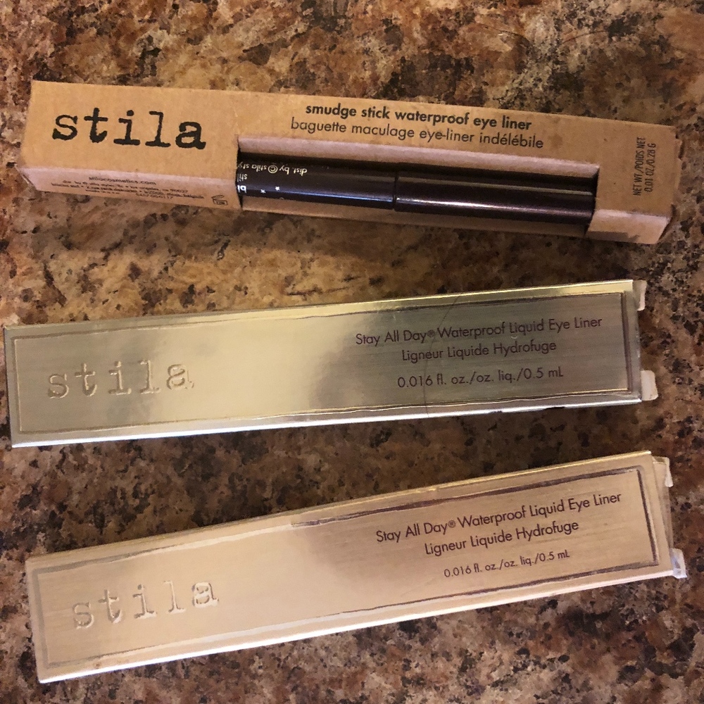 STILA 3-PIECE EYELINER KIT 40$